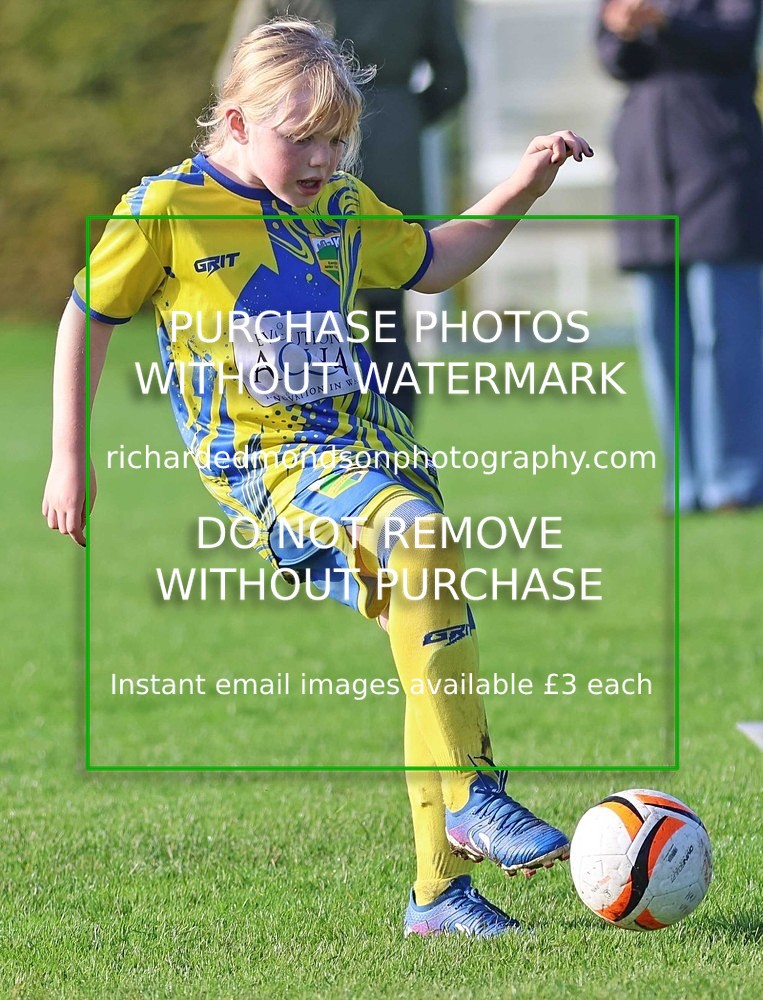 533A3700 - Kendal United Girls U9 gallery