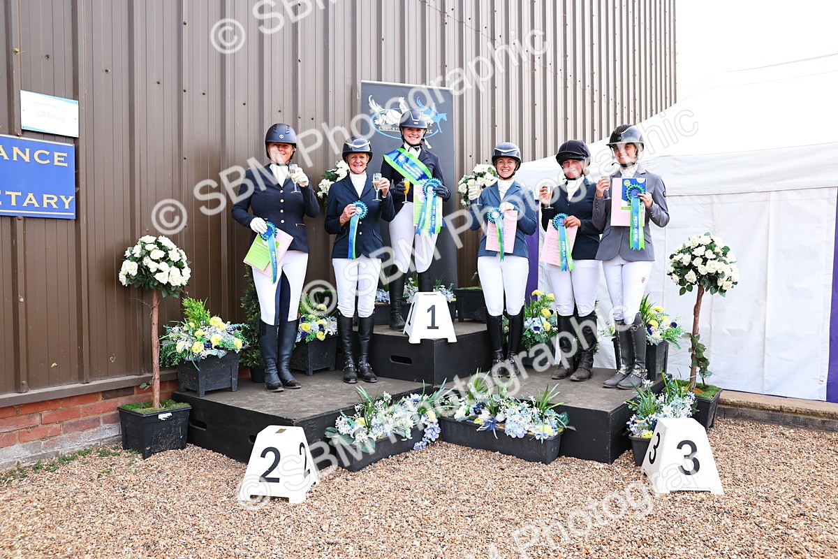 SBM_003986 - Presentations - cart