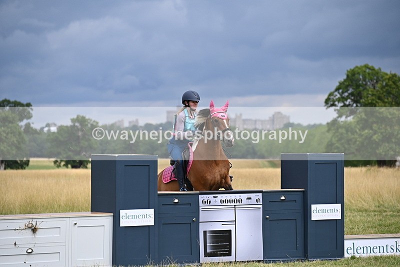 WJ6_2781 - Time at Jump 11:06 to 11:40