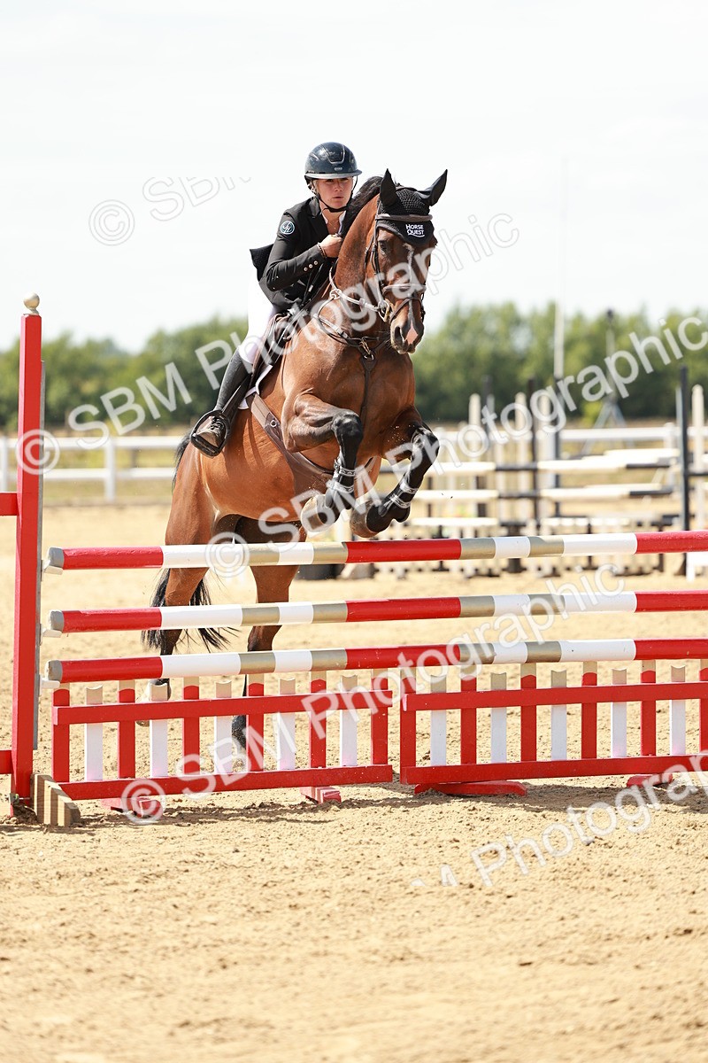 SBM_007571 - Class 3 - Senior Newcomers - 1.10m Open