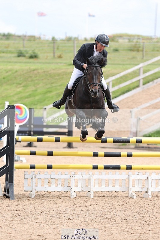 250525-114525-07970 - Cla 27 A&B 1.05 & 1.10m Snr Gran Prix