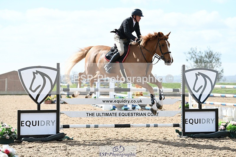 250328-130039-01113 - Cls 3 Snr Foxhunter