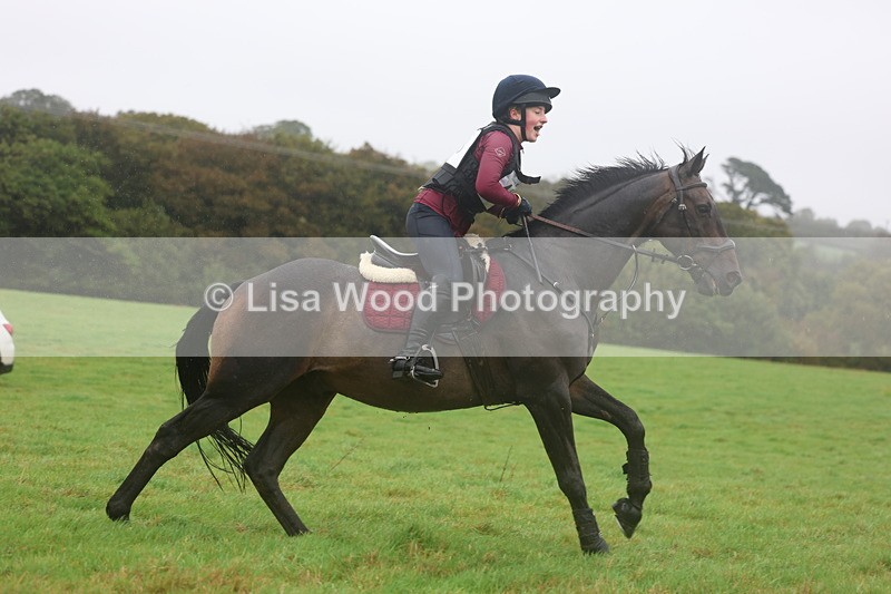 3E7A1939 - Class 4: 80cm: Box