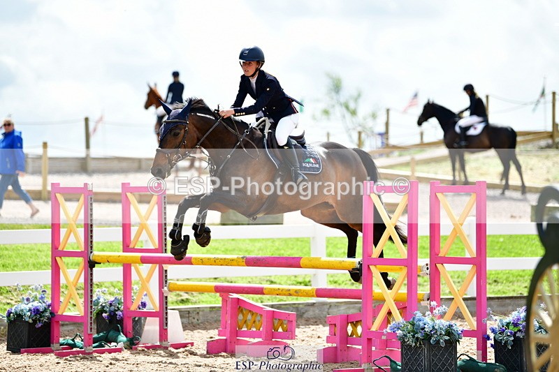 240524A-110425-02843 - Cls 23 Discovery and 1m Open