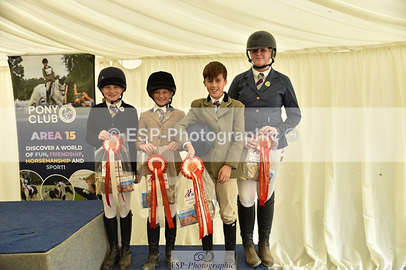 240823X-171204-20047 - 70cm Presentations