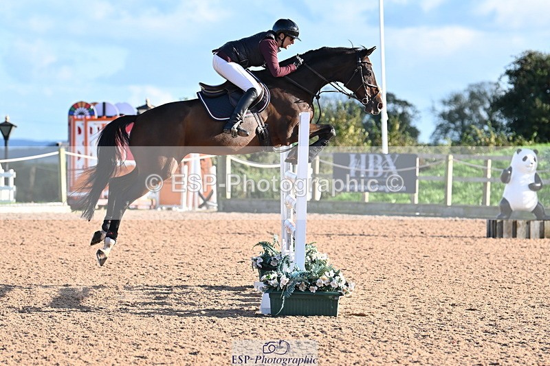 231014A-182143-06495 - Cls 21 National 1.30 & 1.40m Open