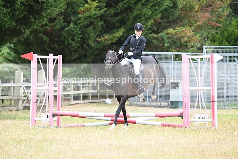 WJ6_9277 - Class 12 Minimus Jumping 45cm