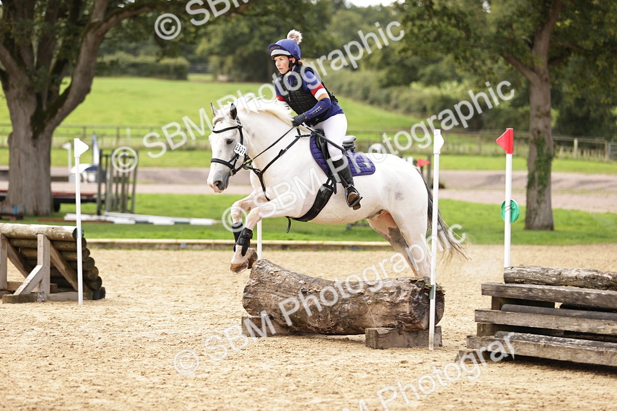 SBM_04092_E2 - B Eventers Challenge 70cm - Stacey