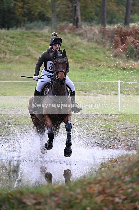 WJ7_4840 - 100cm Cam 2 Water Time 15:21 to 15:27