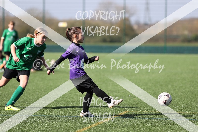 1DX30077 - 2026-03-21 FC Abbey Meads U9 Purple Girls V Stratton Juniors FC U9 Pheonix Girls