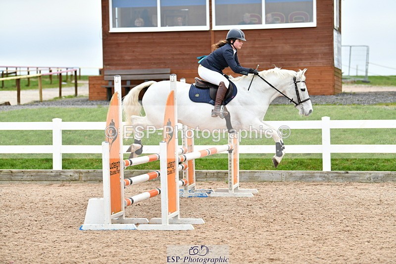240112A-095342-00209 - Cls 2, British Novice and 90cm Open