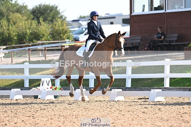 250816-092613-02905 - 076-Melanie.HaslockMinnie.I