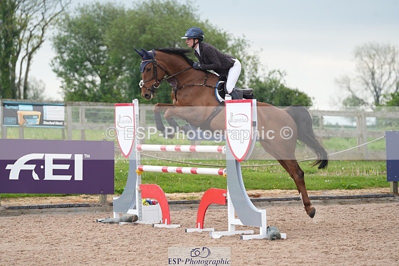260508-095233-04730 - Cls 12 Snr Foxhunter