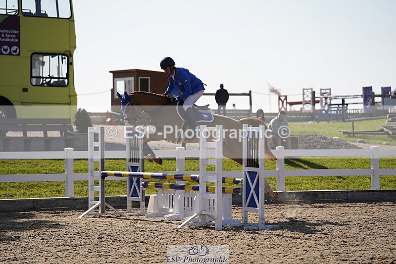 230528A-090020-05590 - Cls 30 British Novice & 90cm Open