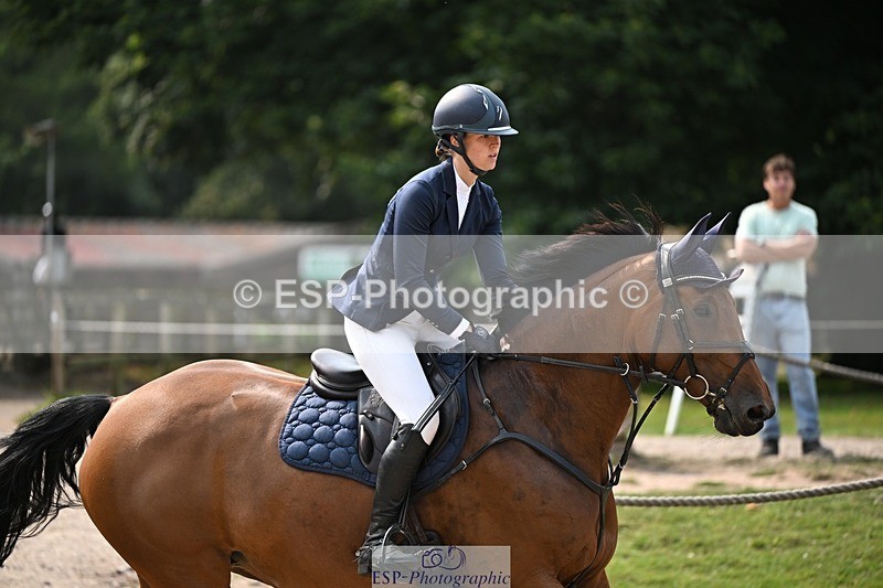 240818-152024-05171 - Cls 12A Snr Foxhunter & 1.20m Open