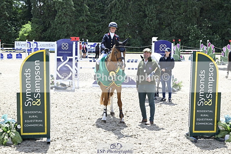 250525A-131619-17598 - Presentations Section B CCI 3 Star Long