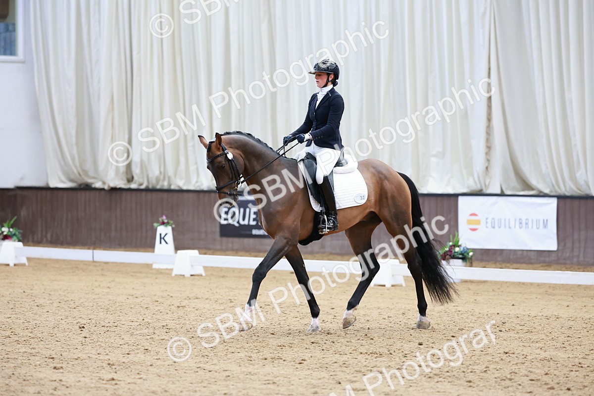 SBM_006788 - Class 6b - Novice 6 - 8.56-9.24