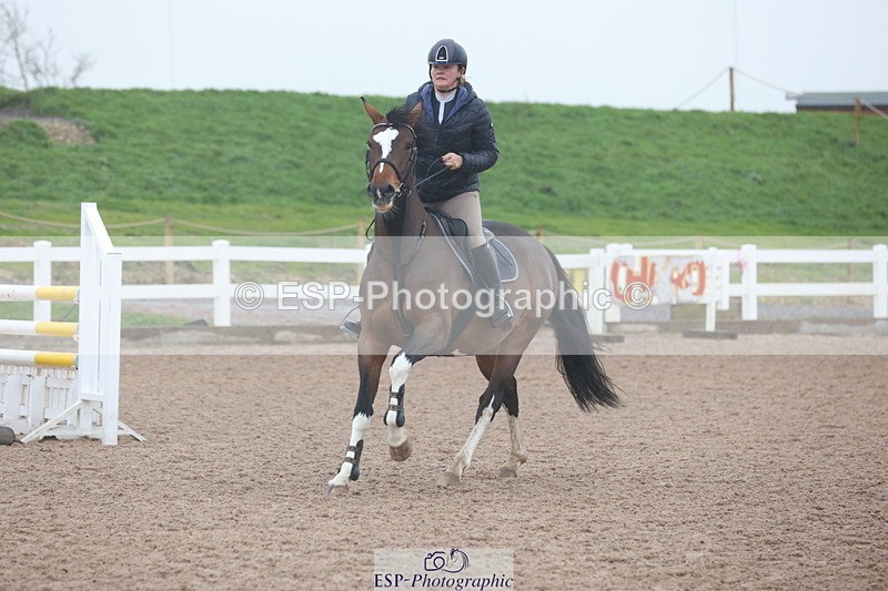 231112A-104220-03404 - Cls 17 Blue Chip Novice Winter Qualifier