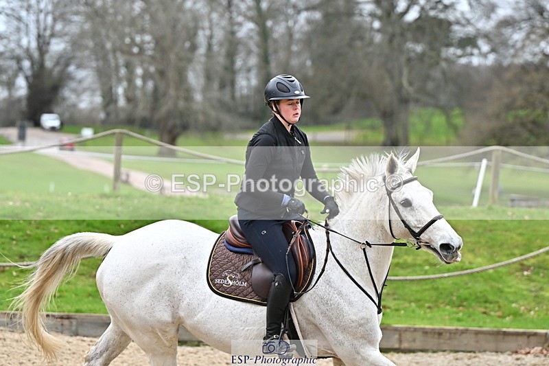 250201A-142706-00948 - Cls 04 Local Horse 120cm