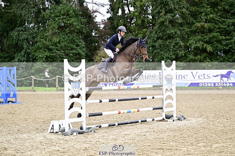 260214A-161211-01368 - 6 Foxhunter and 1m 20 Open