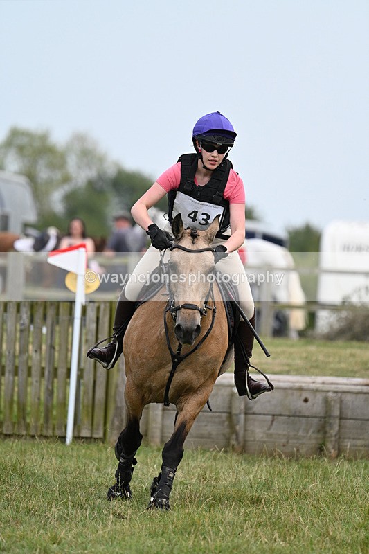 WJ7_8265 - 80cm XC Time 15:26 to 15:43
