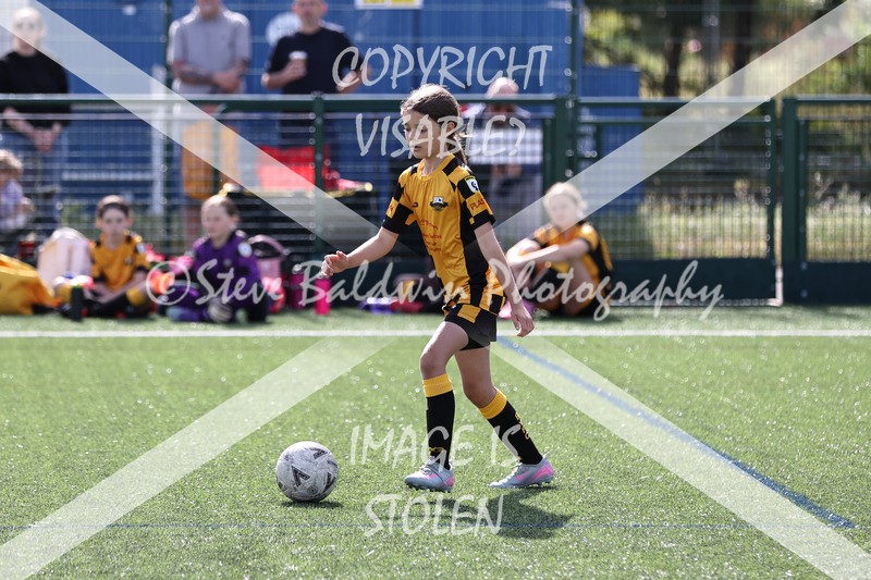 1DX30150 - Sun 14th U11 Girls