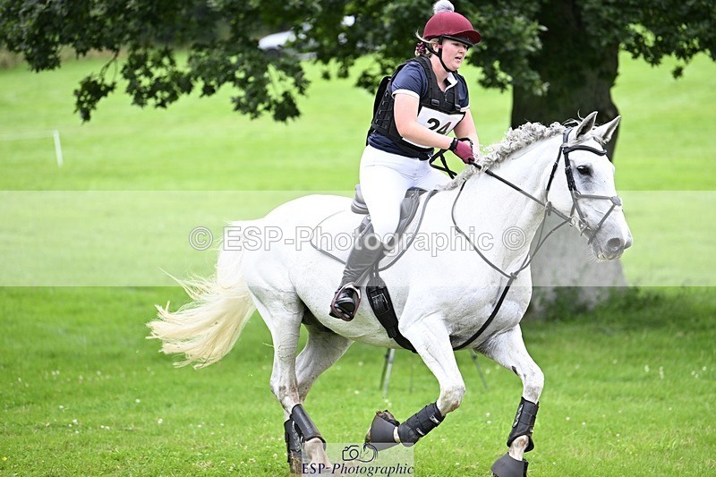 240803-124607-04470 - 024-Libby_Galloway-COLUMCILLE_LEADER