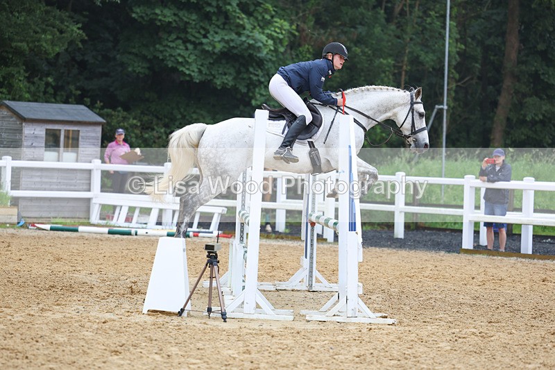 3E7A5260 - Class 4: Senior British Novice/90cm open