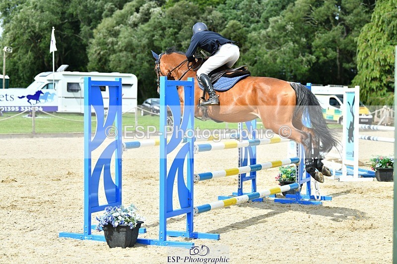 230712-161006-25184 - Cls 57 Newcomers & 1.10m Open