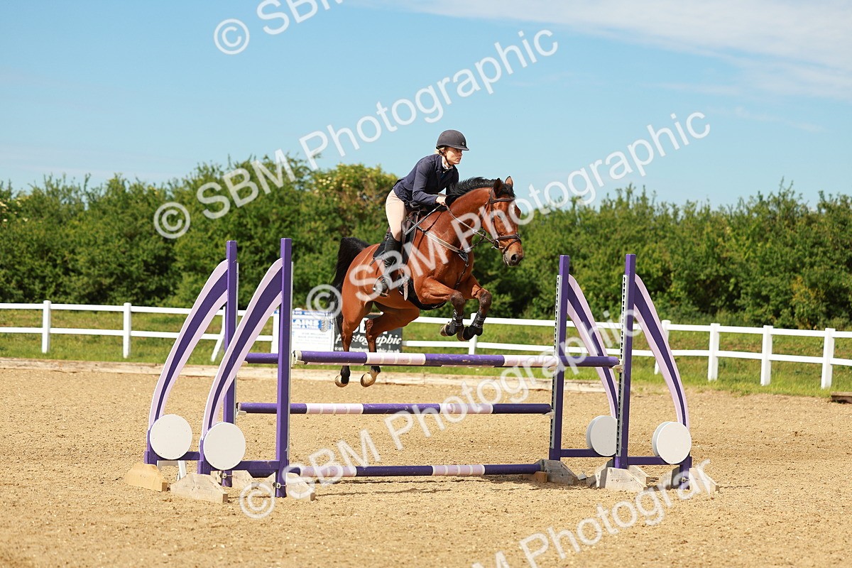 SBM_002406 - Class 4 - Senior Newcomers - 1.10m