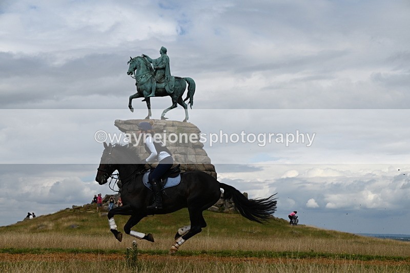 DSC_7720 - Time at Statue 13:16 to 13:52
