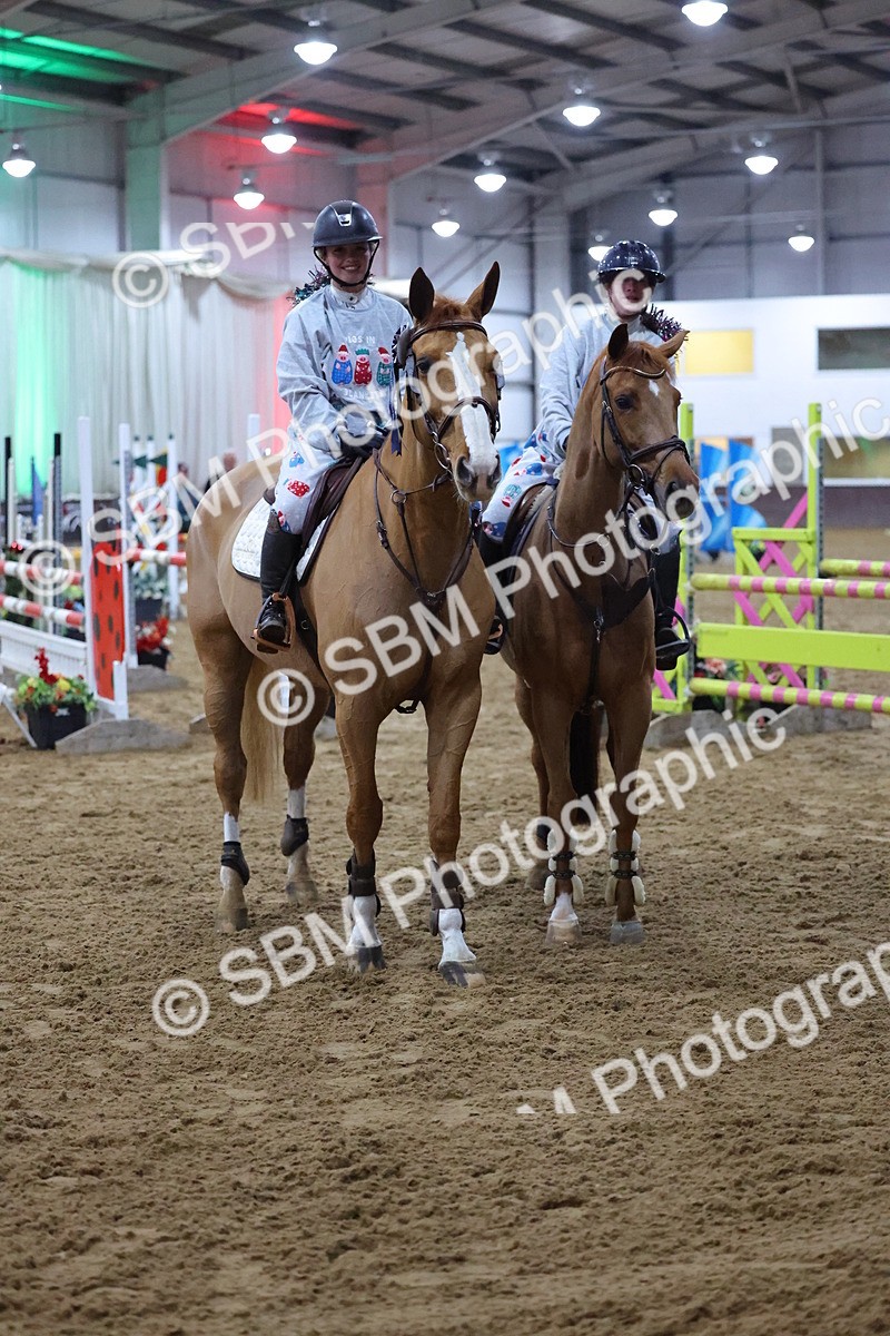 SBM_004309 - Class 20 - Pairs Relay Jumping 1.10m