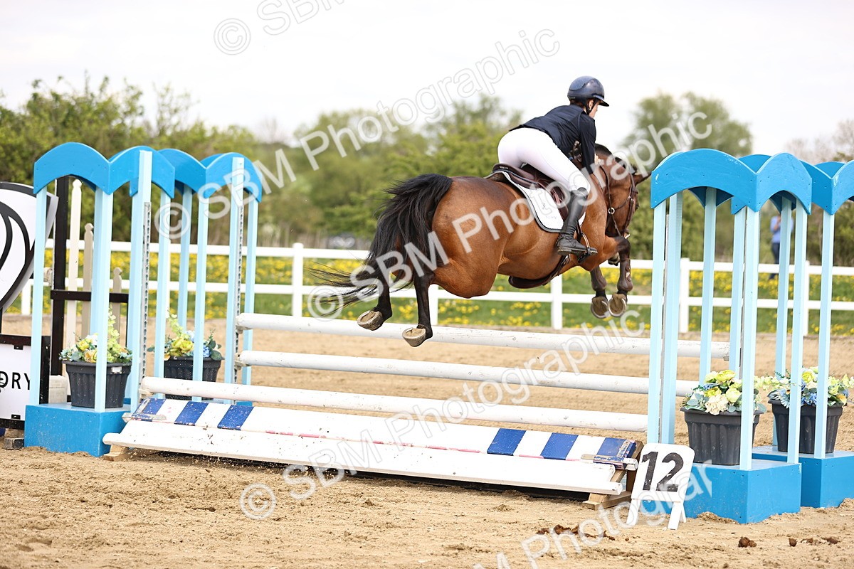 SBM_002462 - Class 11 - Senior newcomers - 1.10m