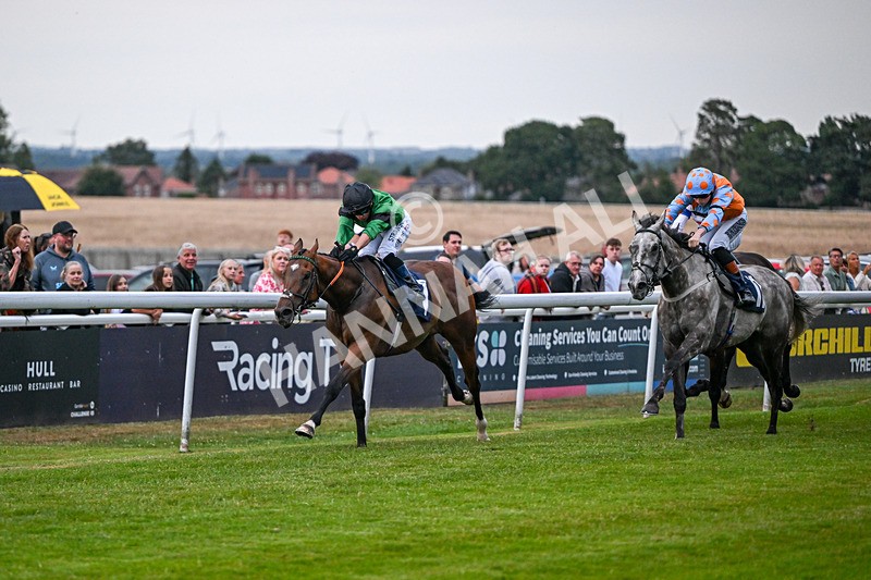 030726-Race 6-The Sweet Escape-2461 - Race 6 20.40pm Churchill Tyres Handicap
