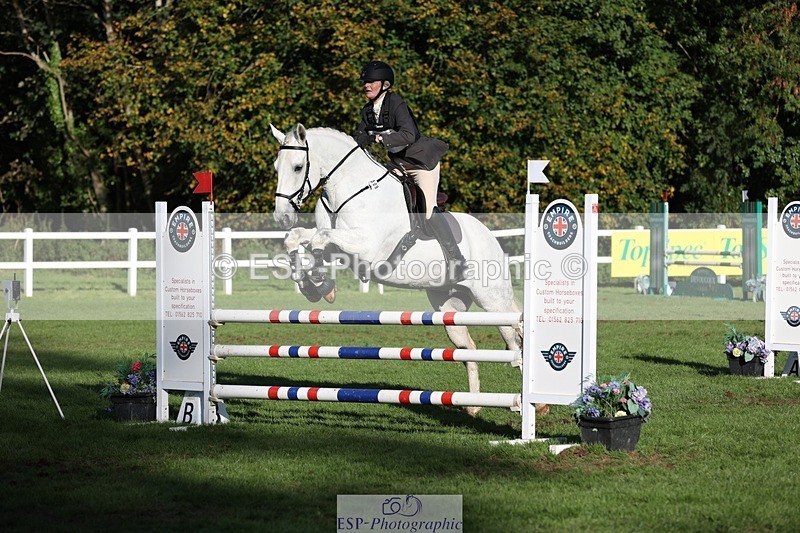 231022-153622-29848 - 509-WOODLANDS.SILVER.CLOUD-Karen.Cowling-TrotUp+SJ