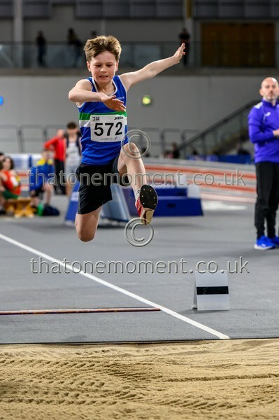 AgeInd25SUN-915329 - Field Male