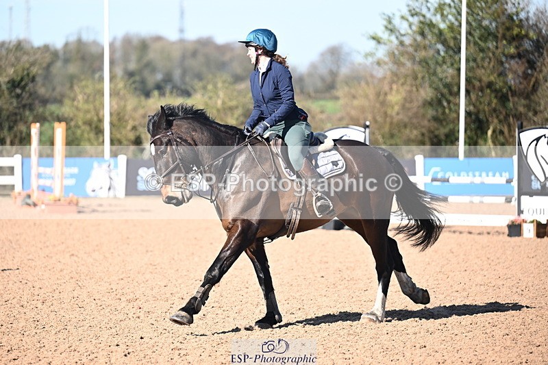 260318B-104506-00165 - Clear Round & Brit Nov 90cm