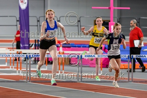 AgeInd25SUN-923162 - Track Female Set One