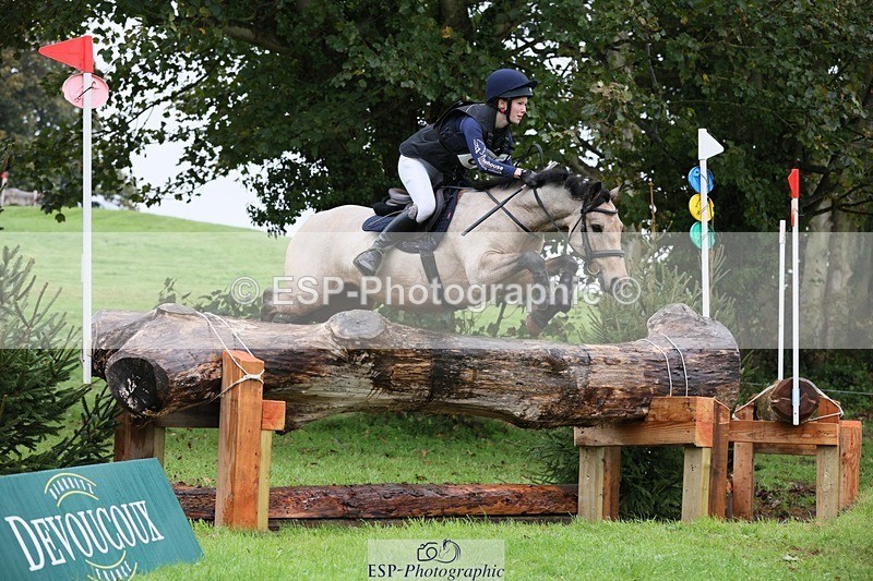 231021-111858-15722 - 661-MYSHALL.ROBBY-Poppy.Turriff-SC+XC