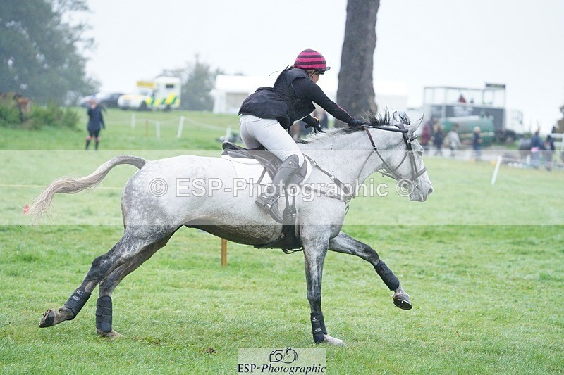 231021-102842-13798 - 630-ST.TROPEZ-Lizzie.Luxton-SC+XC