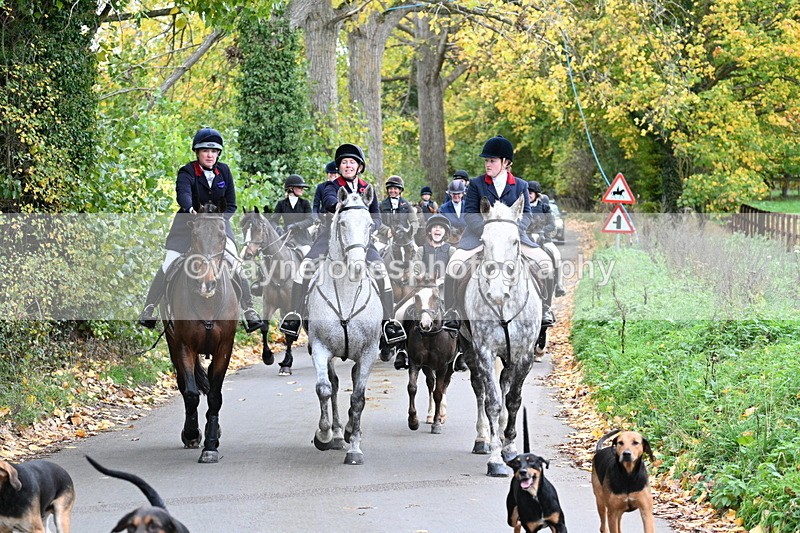 WJ7_7205 - Walk Home..