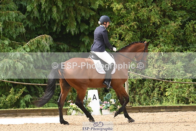 250719A-095139-03122 - 101-Sophie.Douglas-Paquino.V'ant.Goovahof