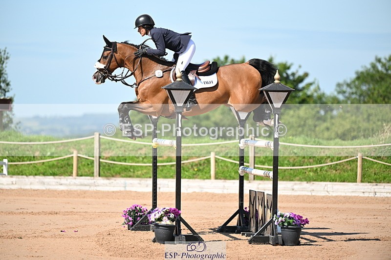 240719A-102110-10011 - Cls 2, 3 Star Small Tour 1.40m