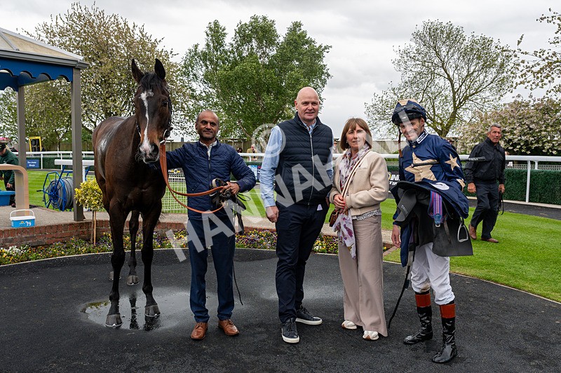 050525-Race 3-We Dare To Dream-3642 - Race 3