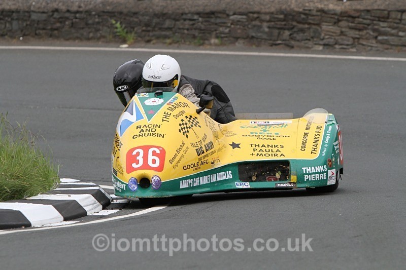  - Sidecar Race 1