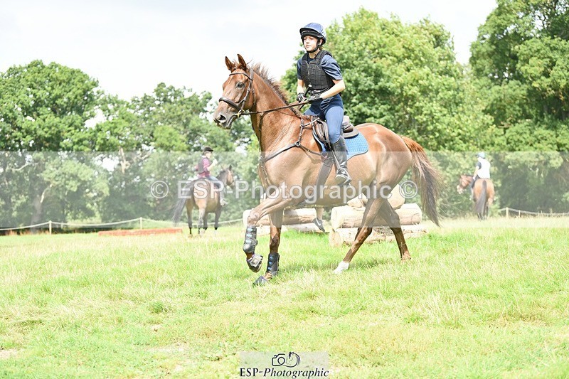 230817-134040-02053 - Kay's 1st Group - XC