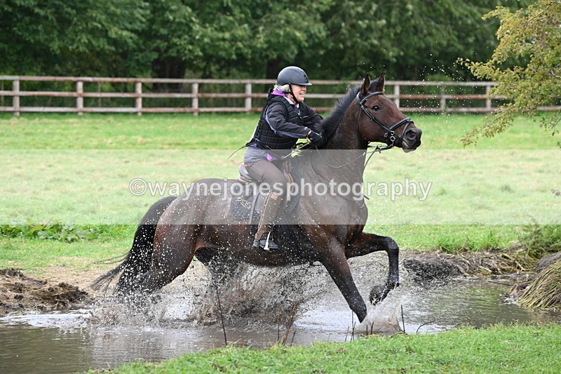 WJ6_5769 - Time at Photographer 12:31 to 12:40