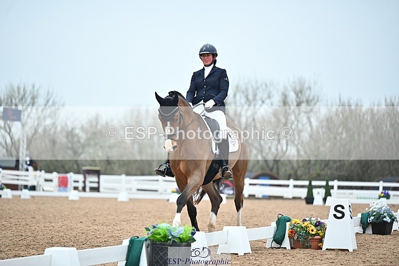 250214-141055-02127 - 128-Amy.Hose-Enrique