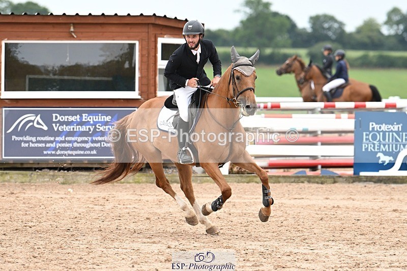 250727-114543-09701 - Cls 32 Discovery and 1m