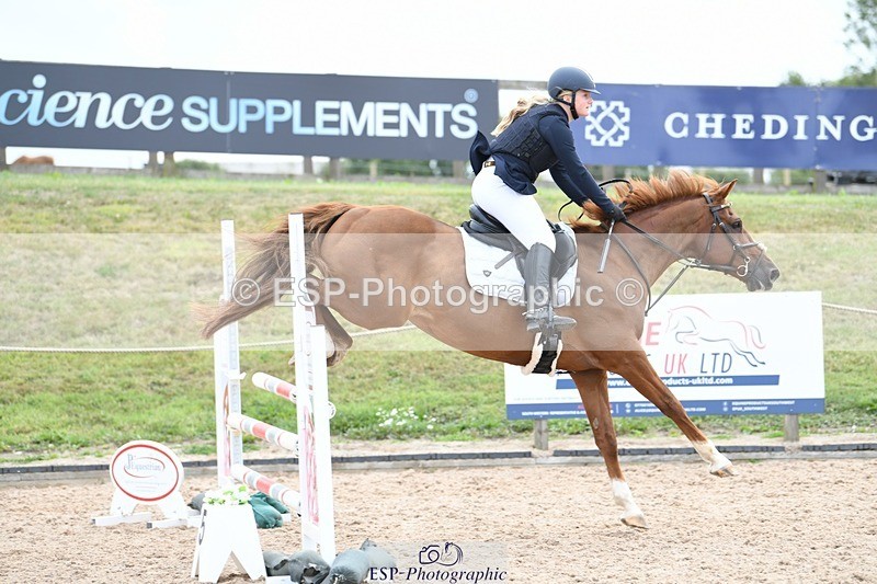 250807-113736-00712 - 1m Round 1